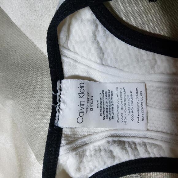 XL Kool Sports Bra no wire - Picture 3 of 3